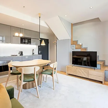 Apartment Almada 505 - Premium Flat By Lovelystay *